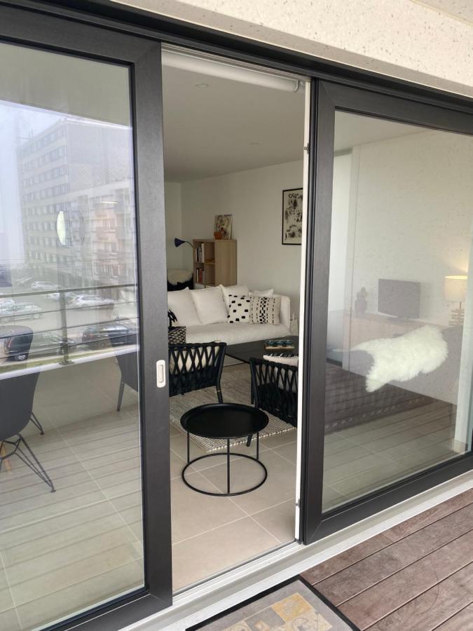 אוסטנדה Lichtrijk 2-Slaapkamerappartement Met Zeezicht En Gratis Parking מראה חיצוני תמונה