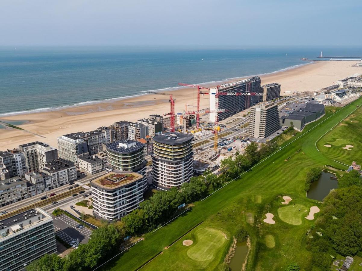 אוסטנדה Lichtrijk 2-Slaapkamerappartement Met Zeezicht En Gratis Parking מראה חיצוני תמונה